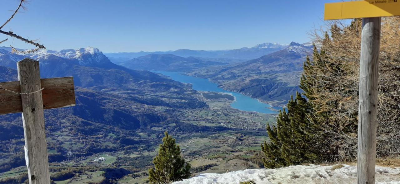 Vaste Appartement 3 Chambres - Vue Exceptionnelle Chorges Luaran gambar